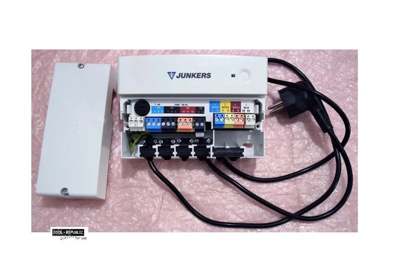 Junkers - 7719002740 - ISM 1 - Solar Lastschaltmodul - ISM1 - 7 719 002 740