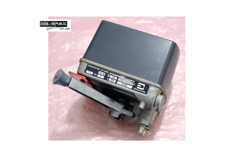 Centra Bürkle - VM14 Mischermotor VM 14 Mischer Stellantrieb Motor 90° / 220V~